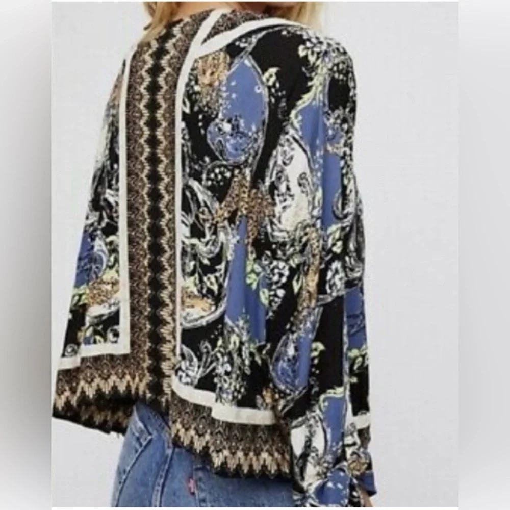 Free People Catch Me If You Can Boho Hippie Blouse Size Medium - Picture 3 of 12